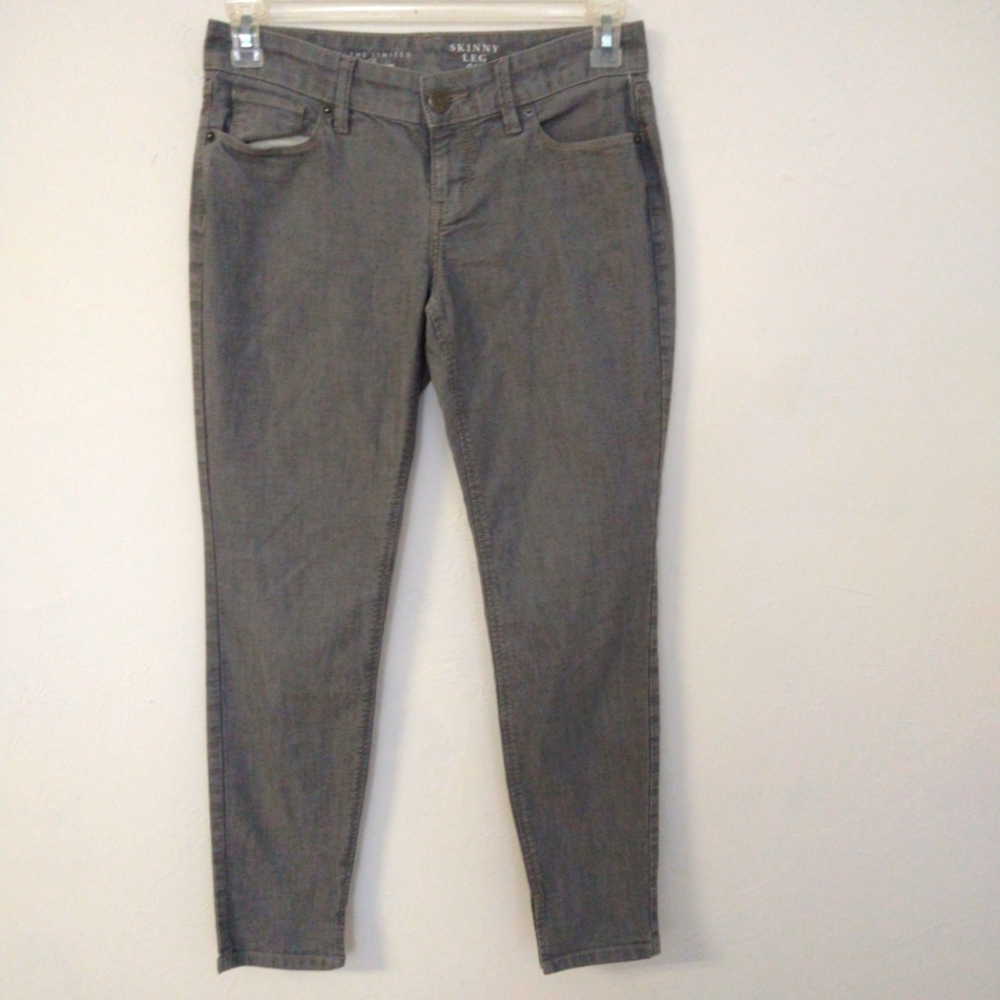 The Limited Skinny Leg 917 Jeans
